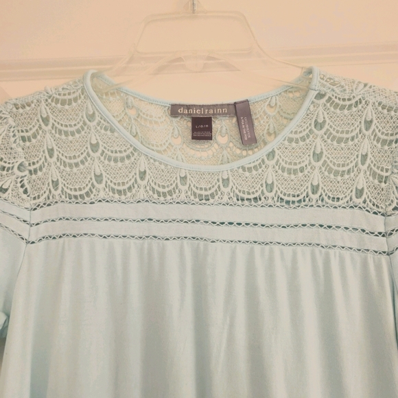 Mint Maternity Top - Picture 2 of 3